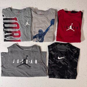 (5) Nike Jordan T-Shirt Set – Size Youth Medium